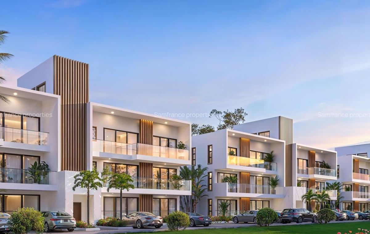 Serviced 2 Bed Apartment with En Suite at Beach Roads - 3