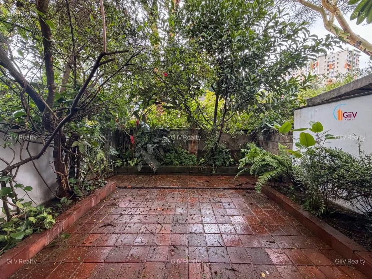 2 Bed Townhouse with Garden in Kileleshwa - 5