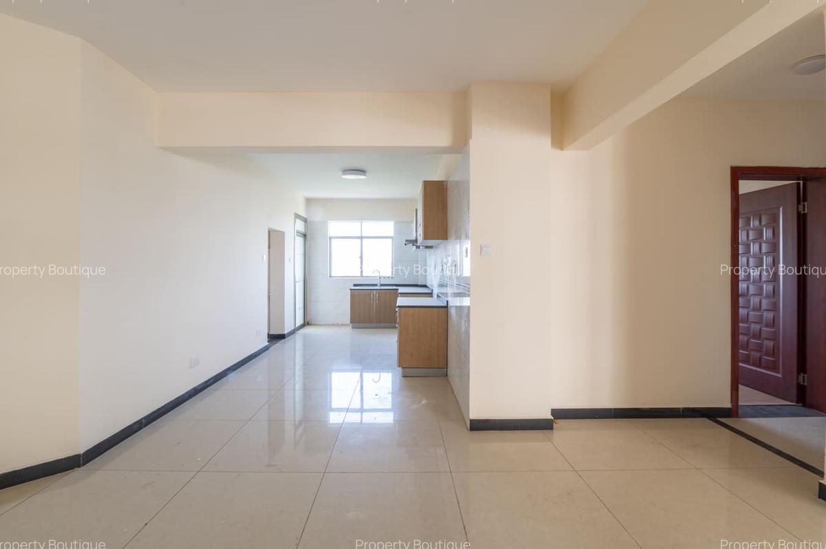 3 Bed Apartment with En Suite in Kilimani - 4