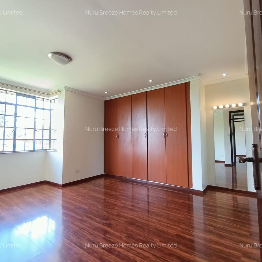 4 Bed Townhouse with En Suite in Kiambu Road - 19