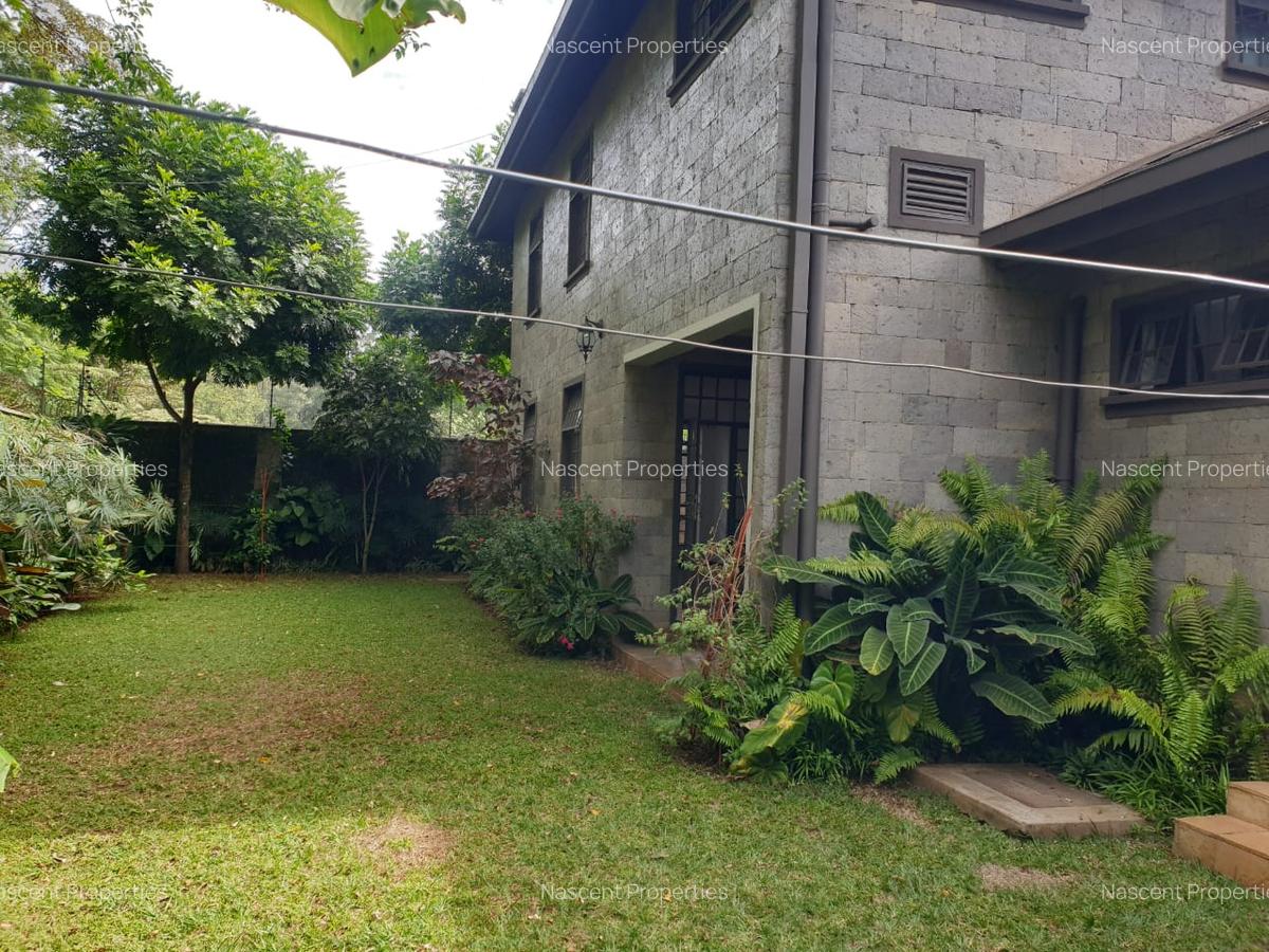 4 Bed Villa with En Suite at Peponi Rd - 17