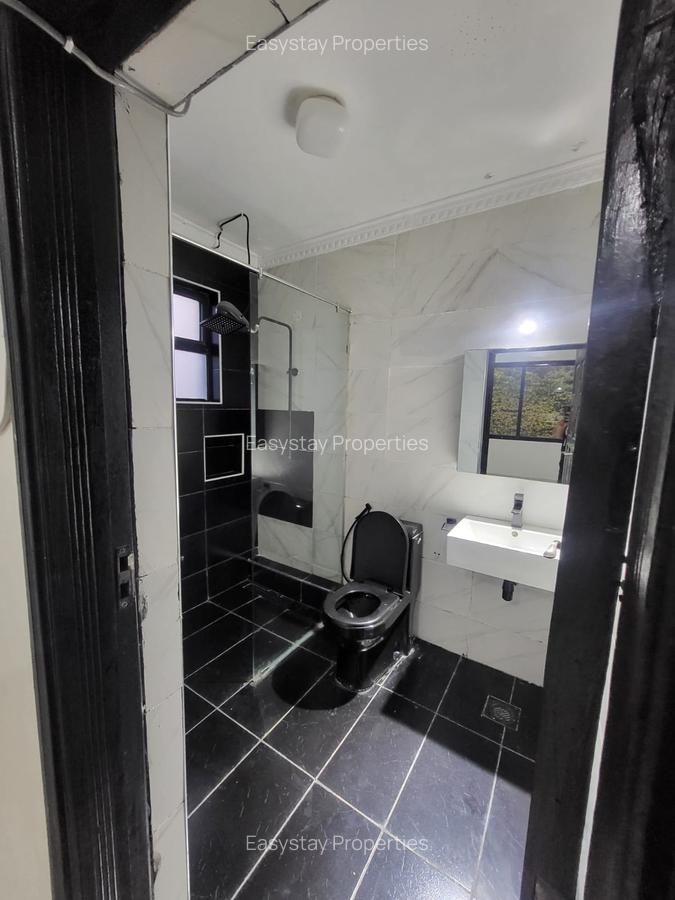 3 Bed House with En Suite in Runda - 5