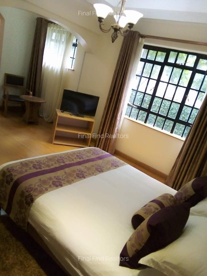 2 Bed House with En Suite in Nyari - 8