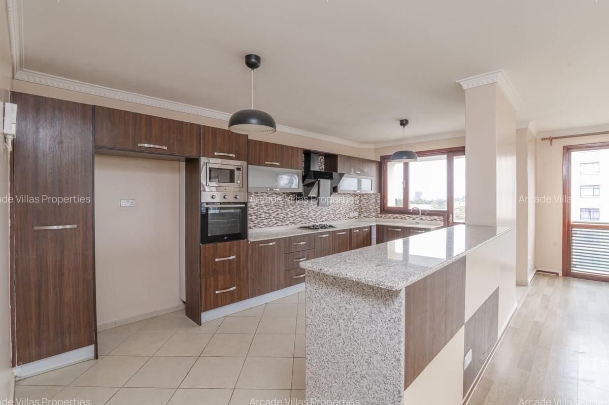 3 Bed Apartment with En Suite in Kileleshwa - 11