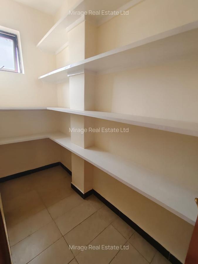 3 Bed Apartment with En Suite in Kilimani - 11