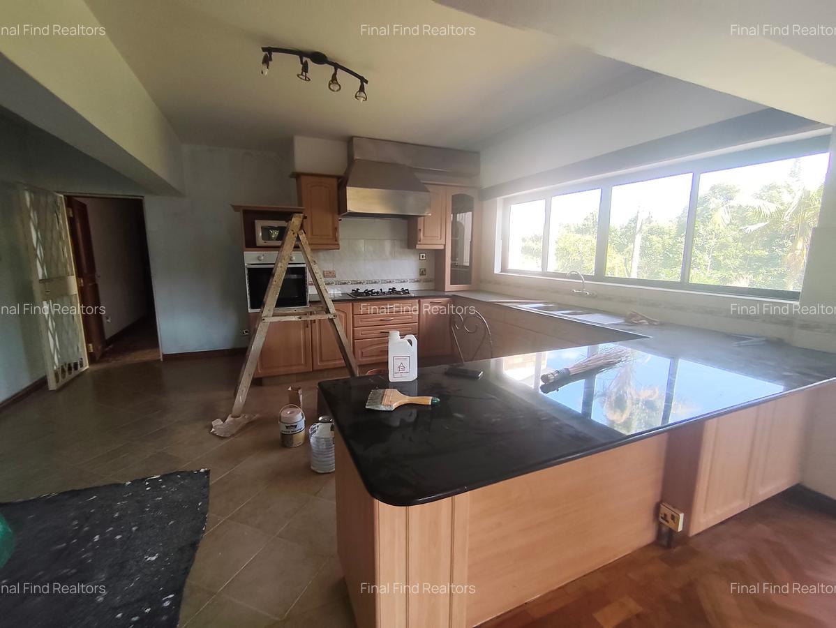 2 Bed House with En Suite in Nyari - 11