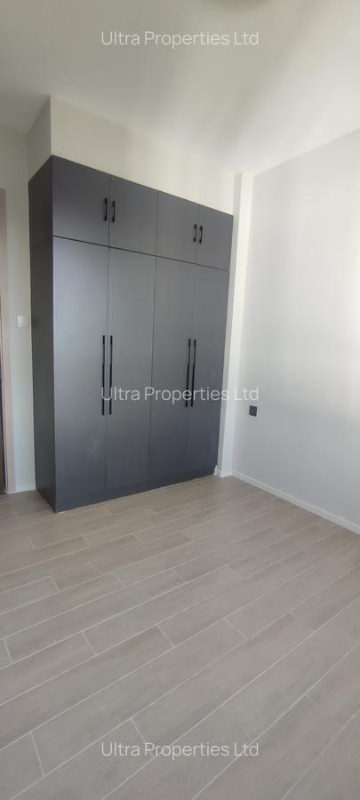 2 Bed Apartment with En Suite in Lavington - 8