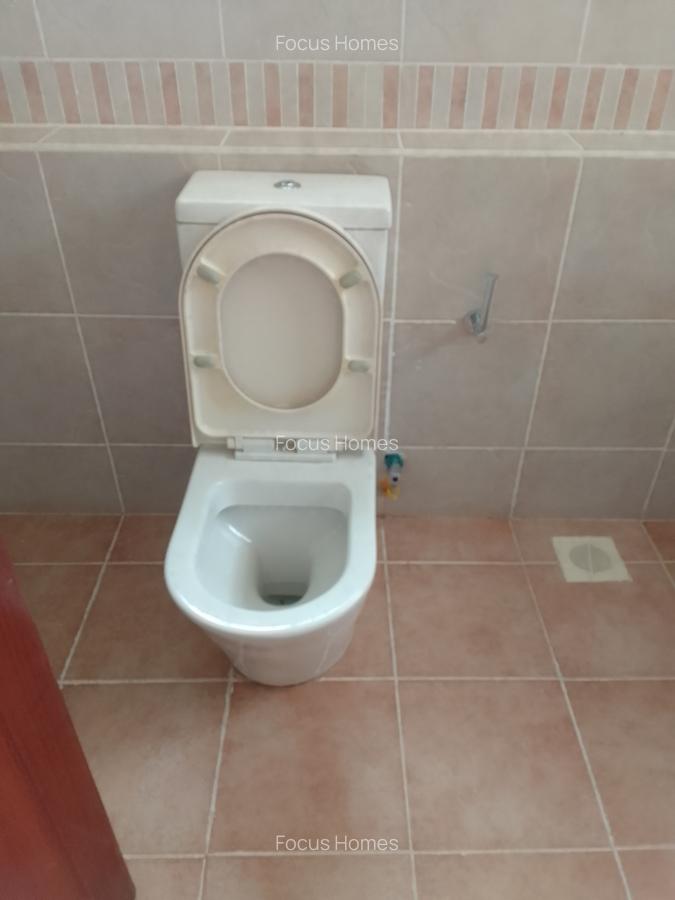 4 Bed Townhouse with En Suite in Lavington - 4