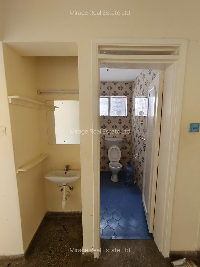 3 Bed Apartment with Parking in Kileleshwa - 8