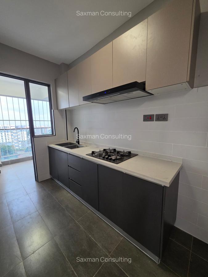 2 Bed Apartment with En Suite in Lavington - 9