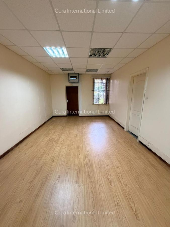 280 ft² Office in Muthaiga - 4