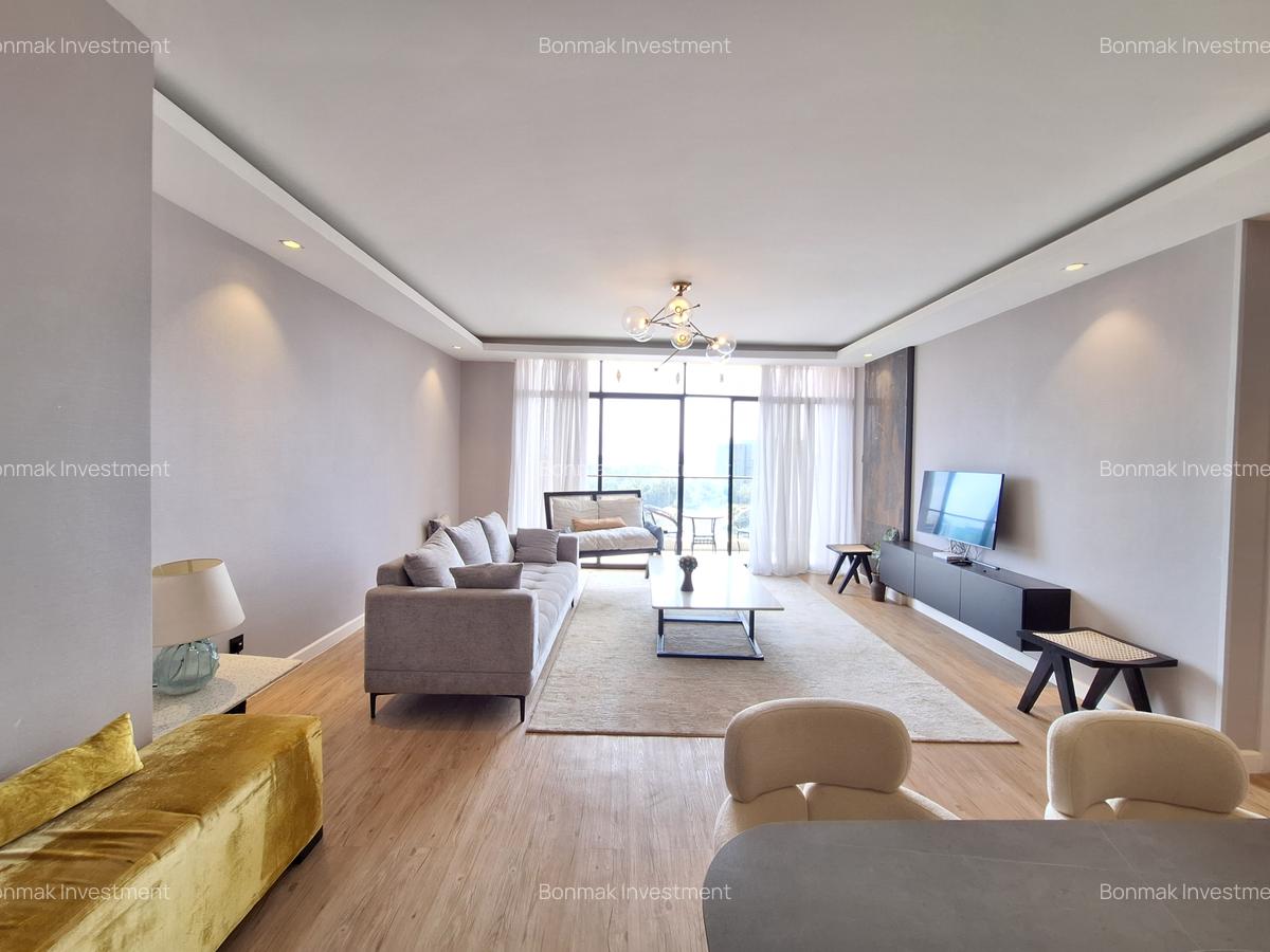 Furnished 3 Bed Apartment with En Suite at Brookside Drive - 9