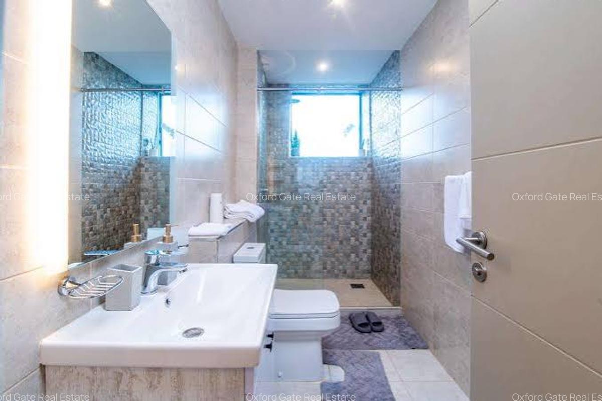 1 Bed Apartment with En Suite at Westlands Road - 7