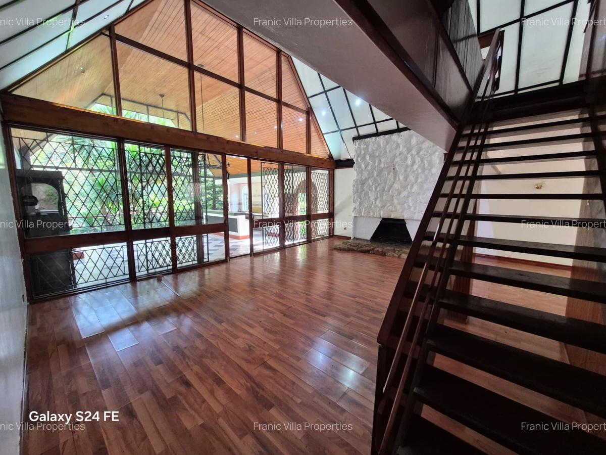 4 Bed House with En Suite at Spring Valley - 16