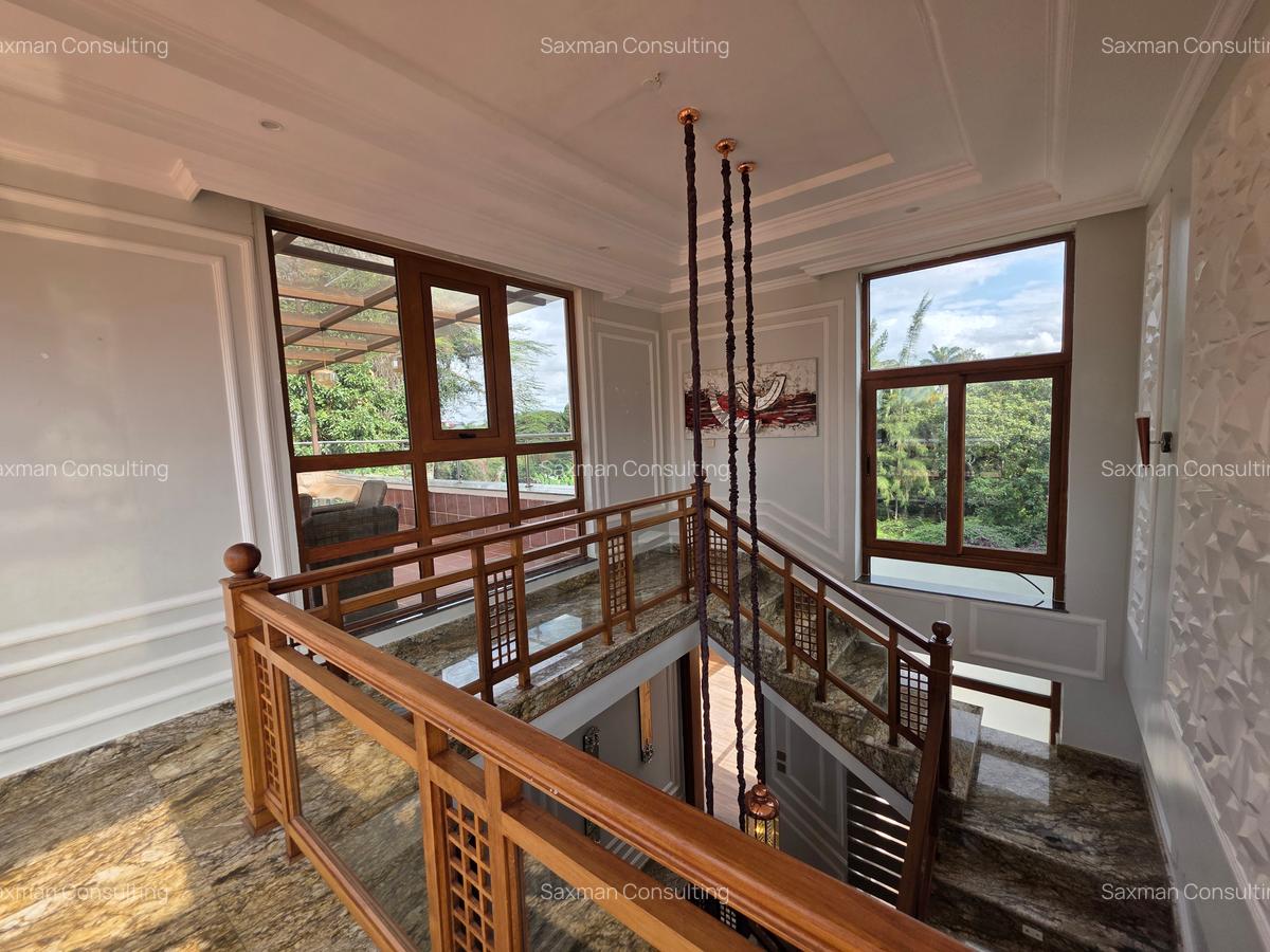 5 Bed Villa with En Suite in Lavington - 5