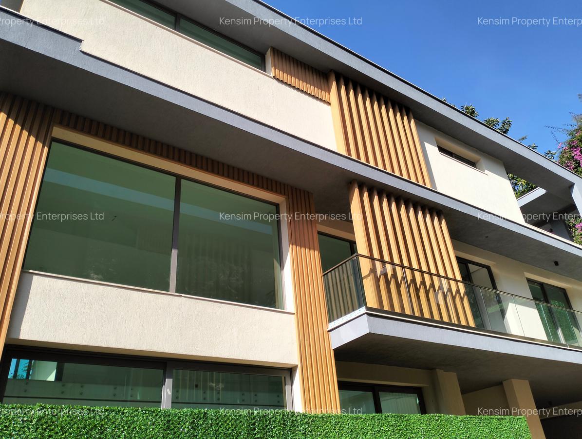 5 Bed Townhouse with En Suite in Lavington - 14