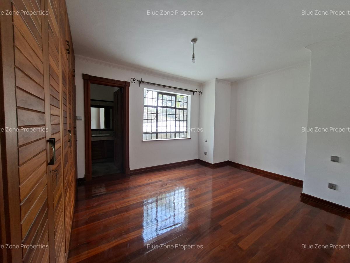 4 Bed Townhouse with En Suite at Off Peponi Rd - 18