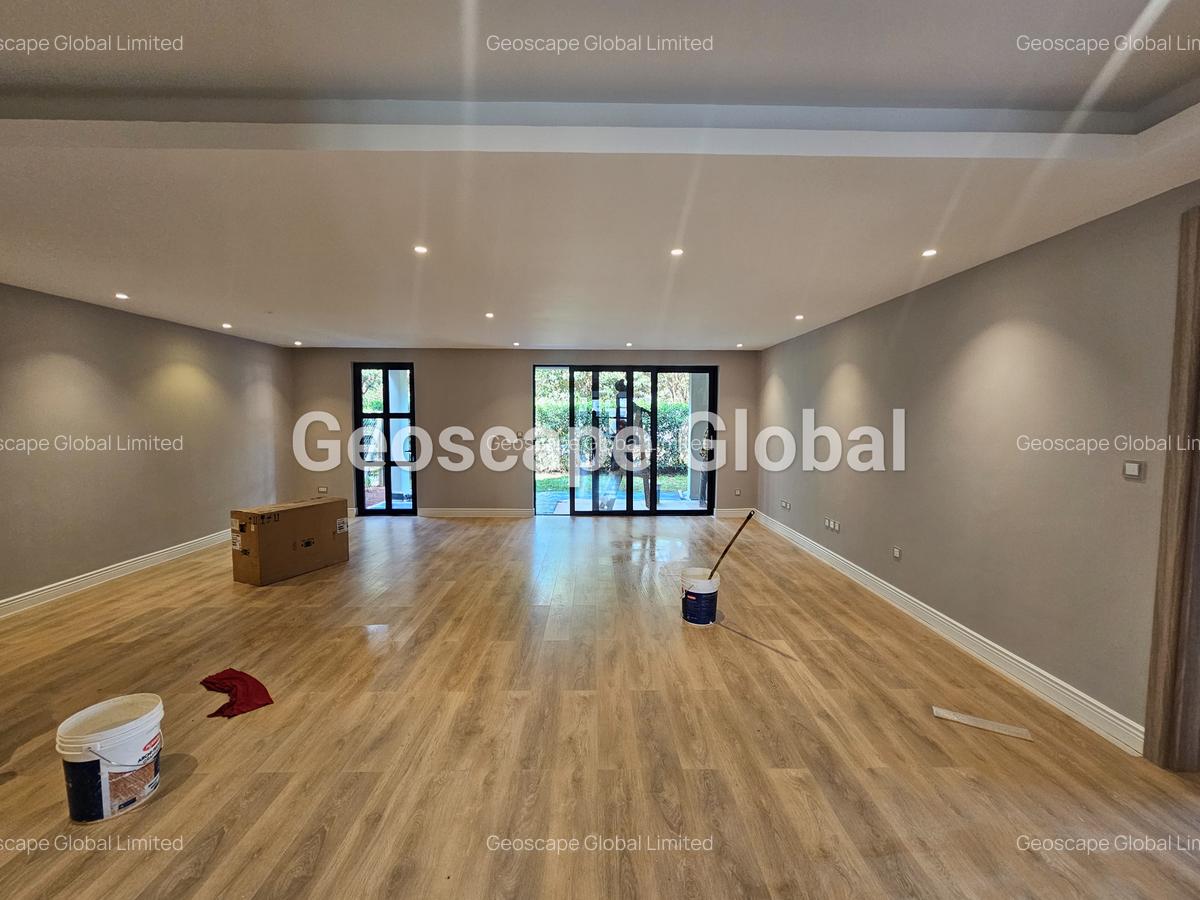 3 Bed Apartment with En Suite in Runda - 16