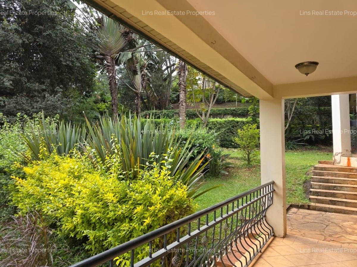 4 Bed Townhouse with En Suite in Kitisuru - 3