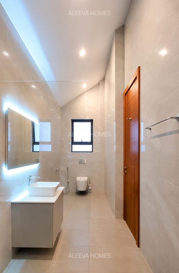 5 Bed Villa with En Suite in Karen - 17