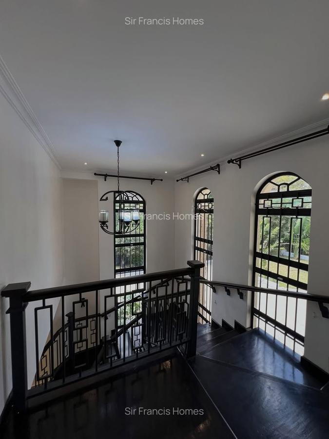 4 Bed Townhouse with En Suite at Karen - 6