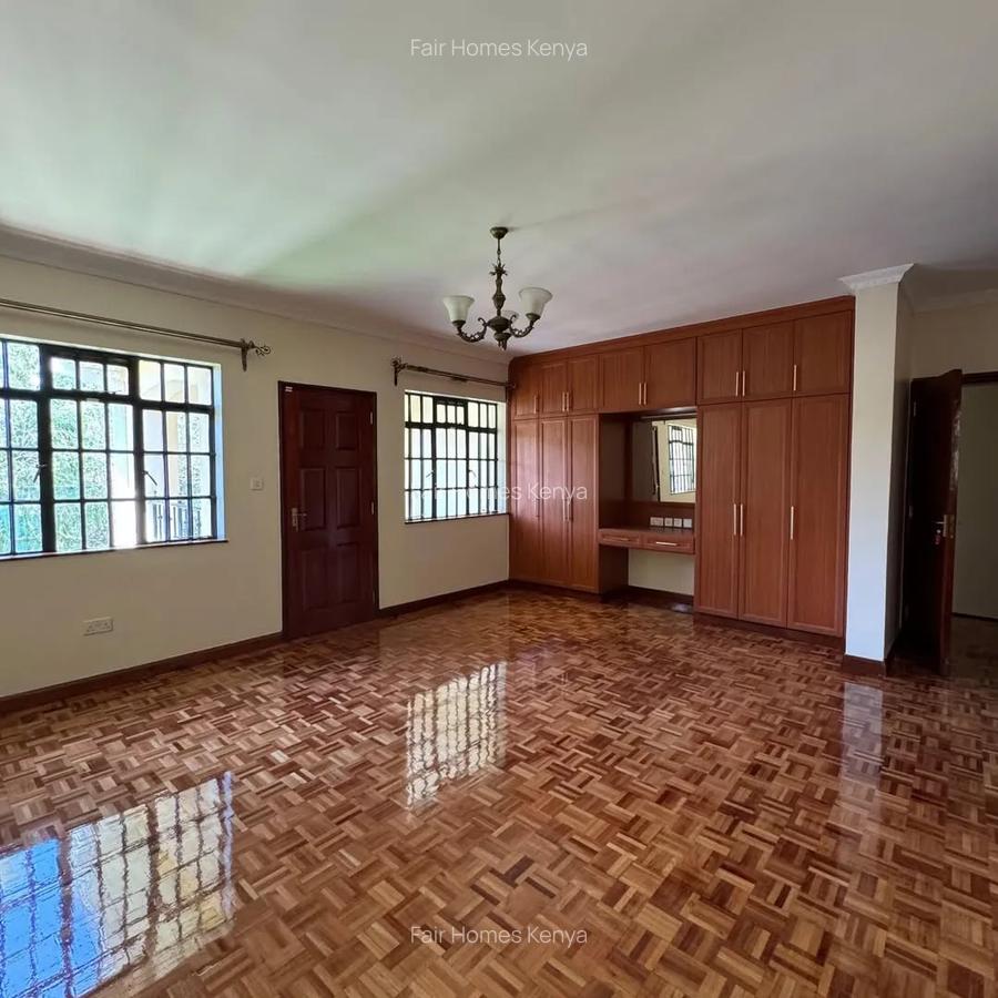 4 Bed Townhouse with En Suite at Chalbi Drive - 6