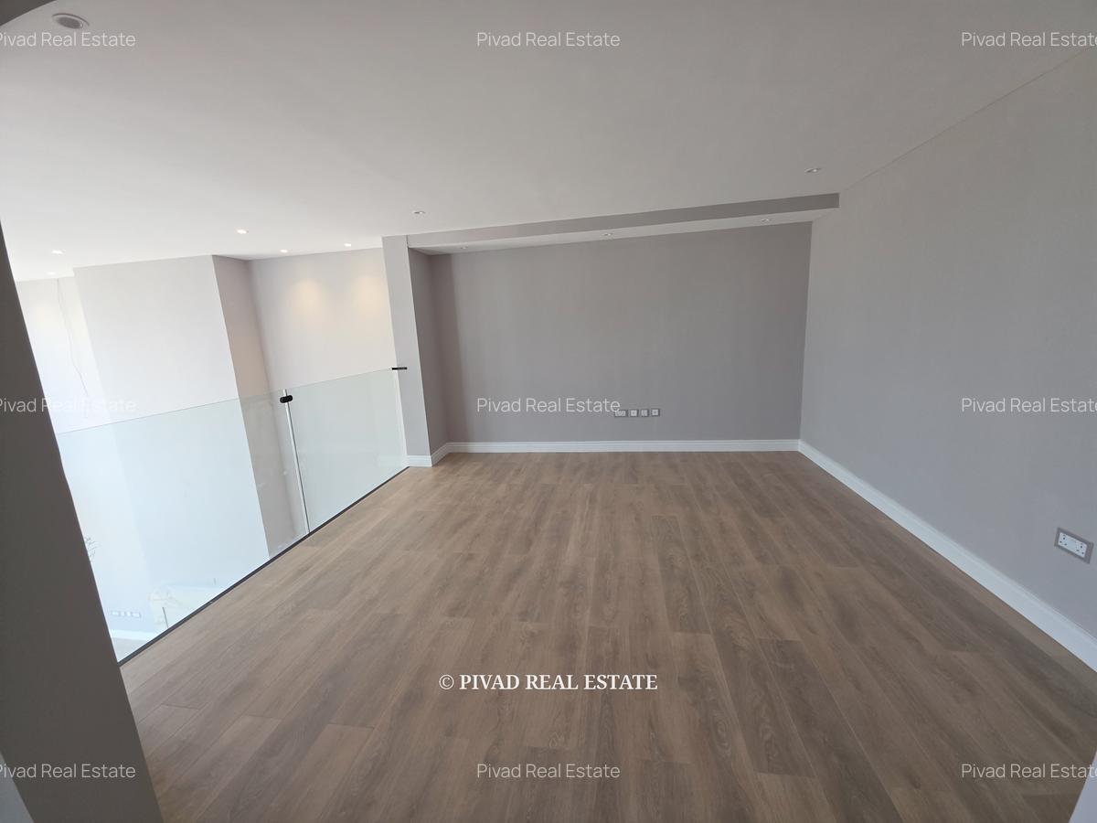 4 Bed Townhouse with Swimming Pool in Runda - 10