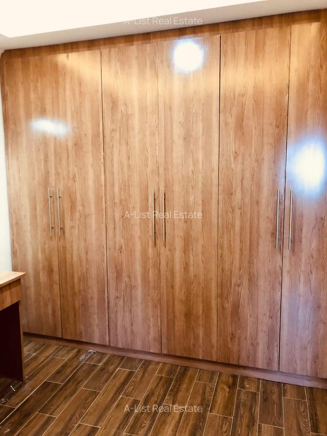 3 Bed Apartment with En Suite at Oloitoktok Road - 10
