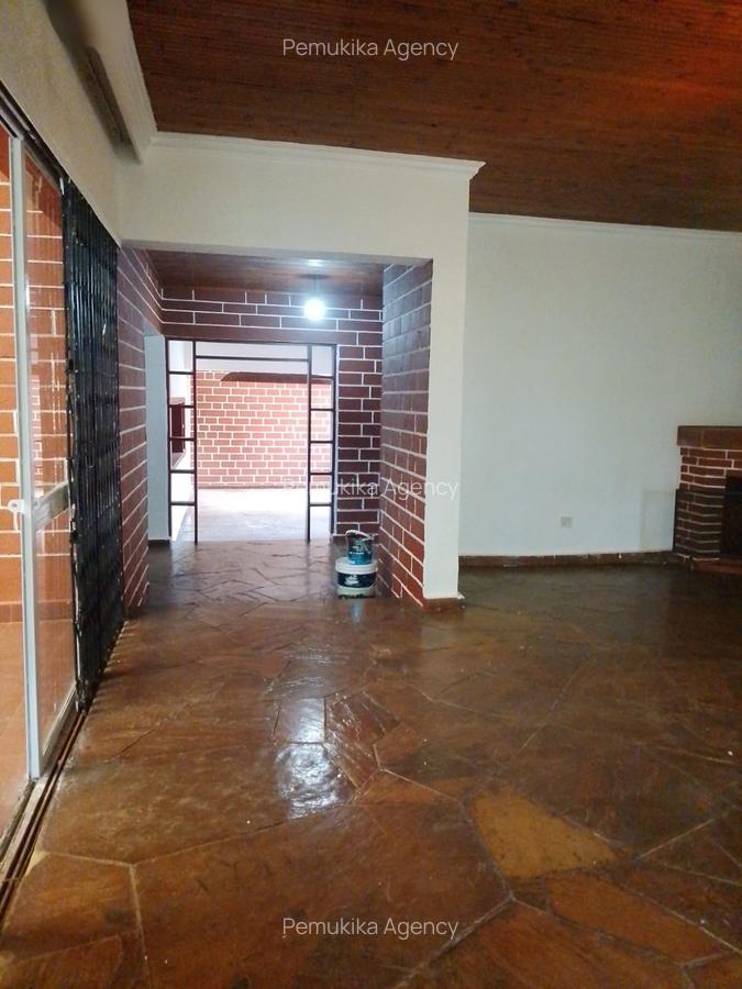 4 Bed House with En Suite at Karen C - 15