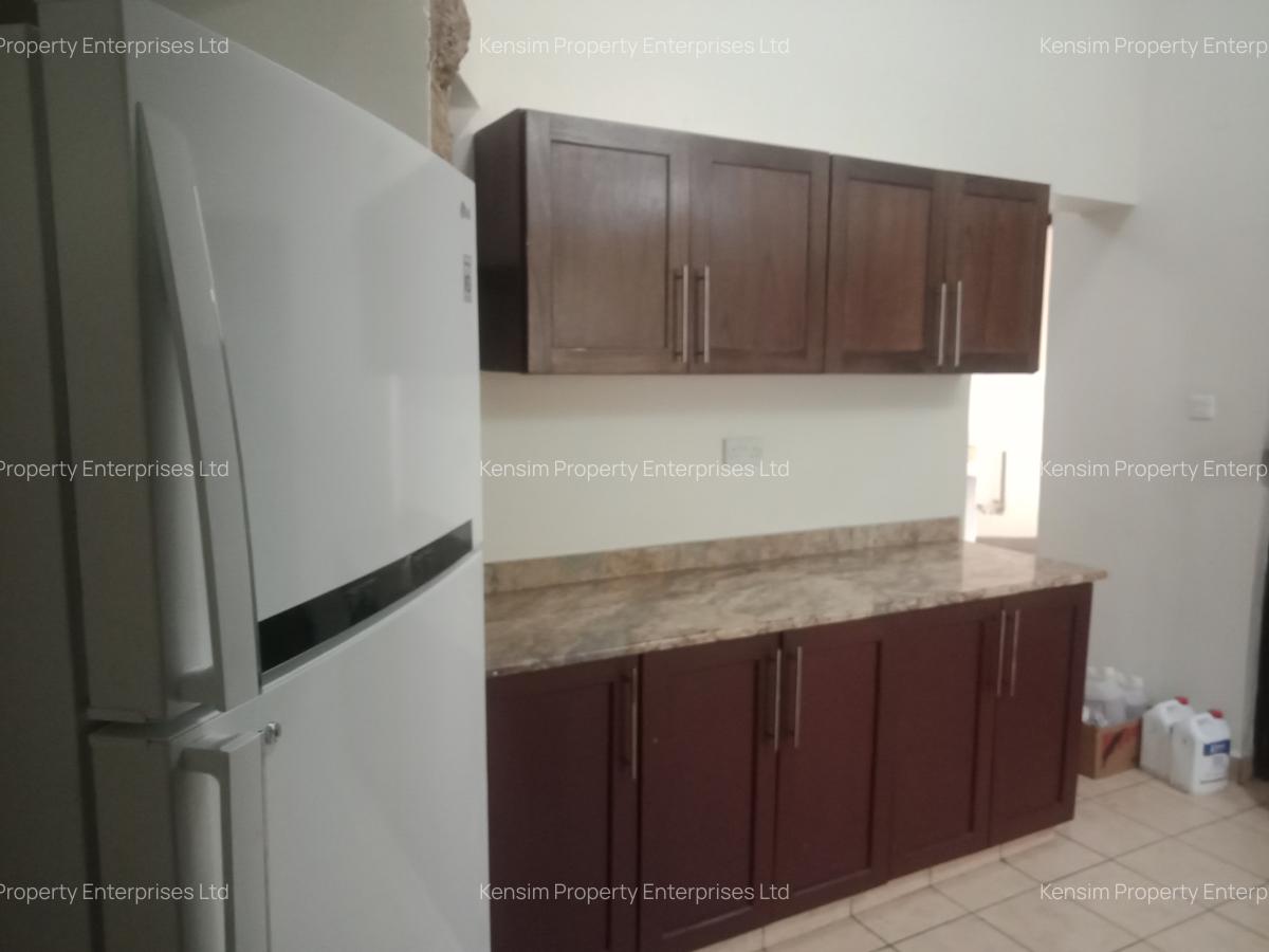 5 Bed Townhouse with En Suite in Kitisuru - 6