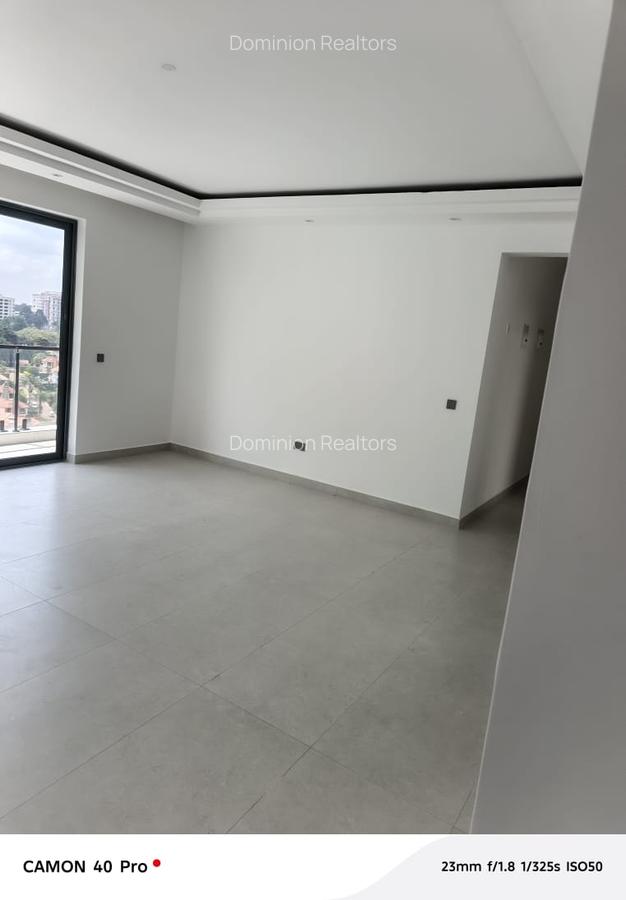 3 Bed Apartment with En Suite in Westlands Area - 8