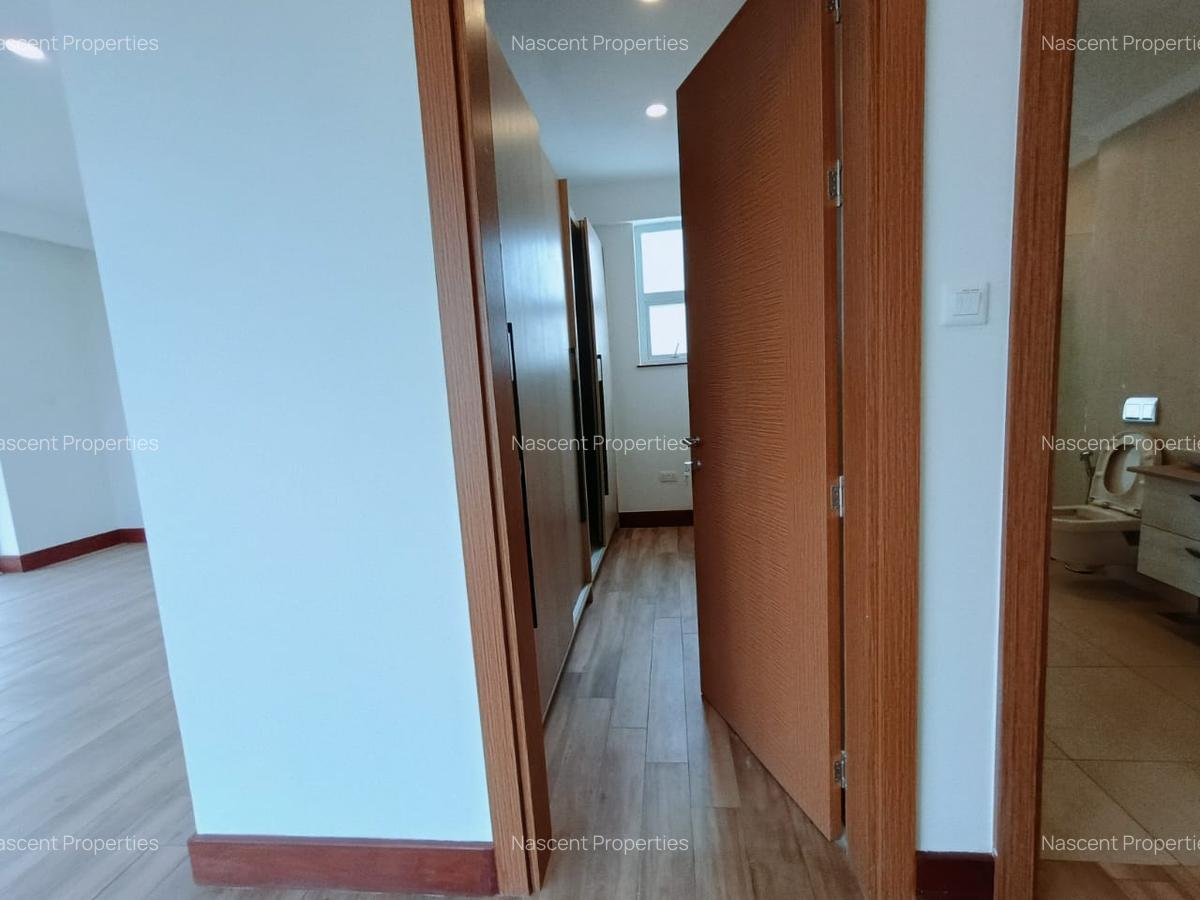 4 Bed Apartment with En Suite in Muthaiga - 14