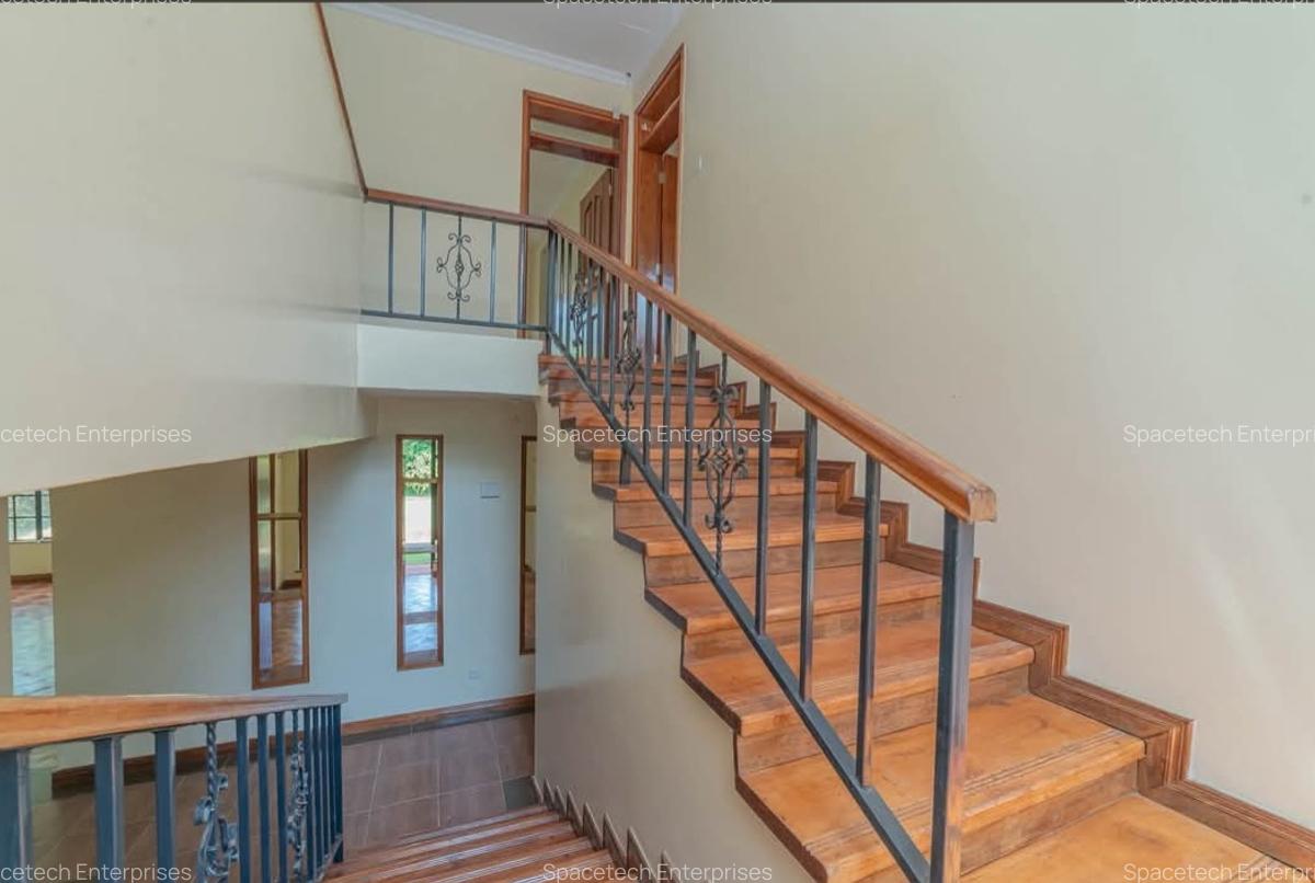 4 Bed Townhouse with En Suite in Runda - 5