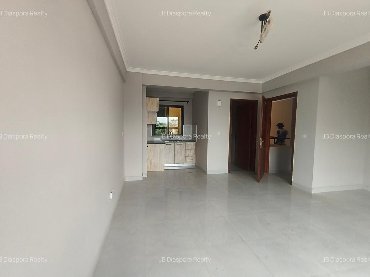 1 Bed Apartment with Gym at School Lane - 6
