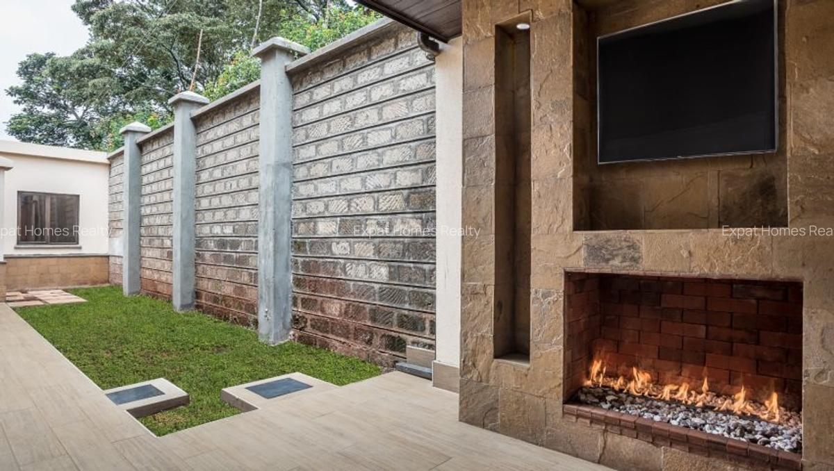 4 Bed Villa with Staff Quarters in Lavington - 8
