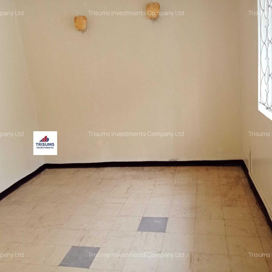 3 Bed Villa with En Suite in Parklands - 12