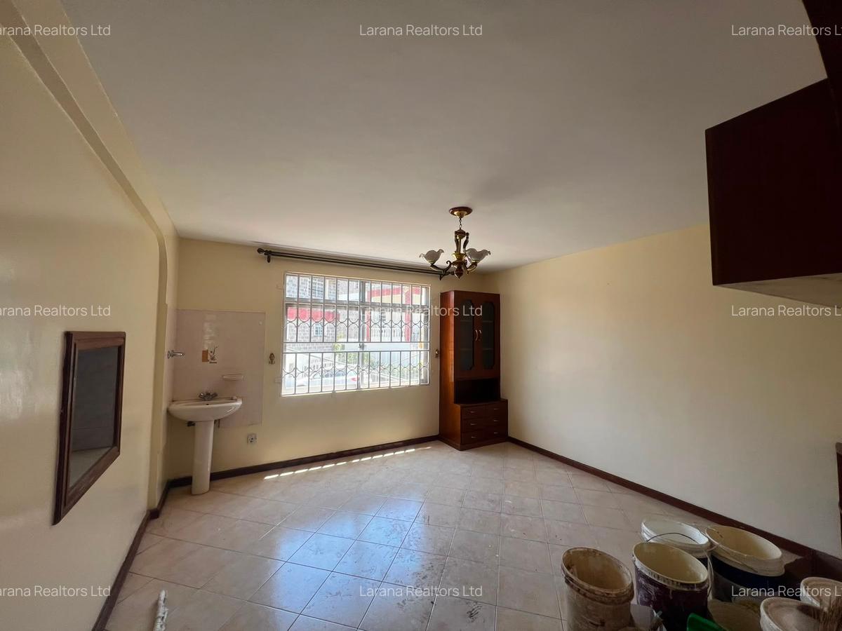 4 Bed Townhouse with En Suite at Kabarsiran - 4