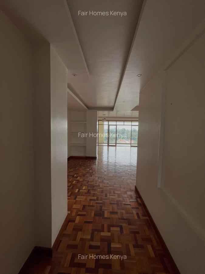 3 Bed Apartment with En Suite at Othaya Road - 3