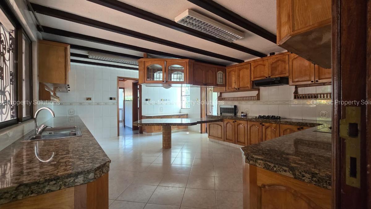 Commercial Property with Service Charge Included in Gigiri - 16