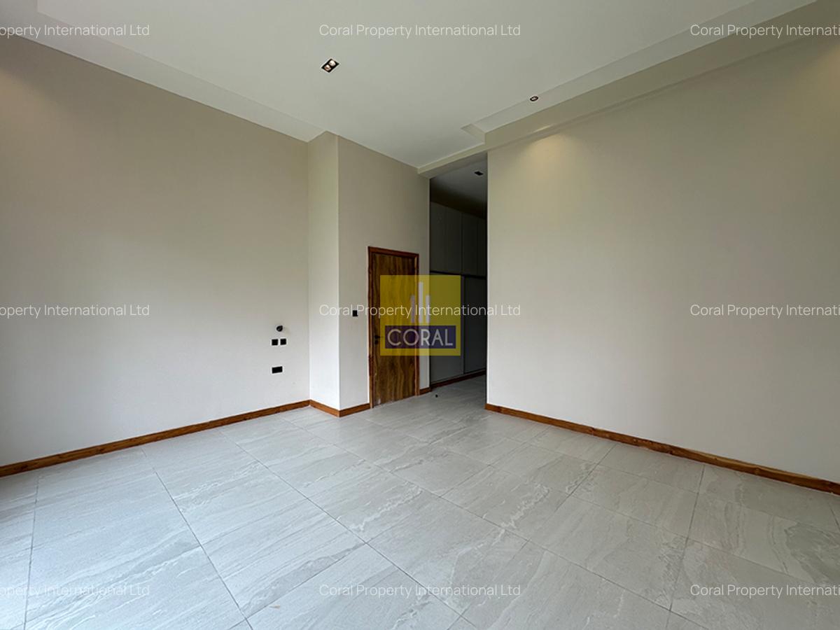 4 Bed Apartment in Loresho - 3