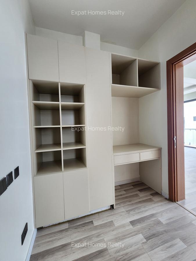 4 Bed Villa with En Suite in Lavington - 14
