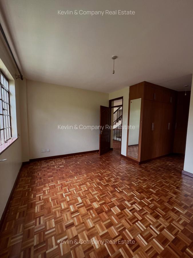 4 Bed Townhouse with En Suite in Lavington - 18
