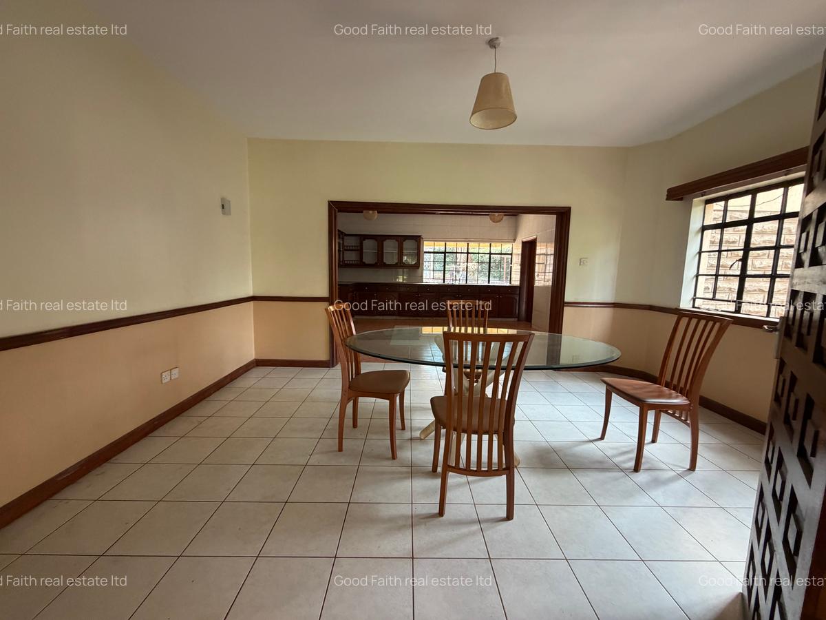 5 Bed House with En Suite in Runda - 7