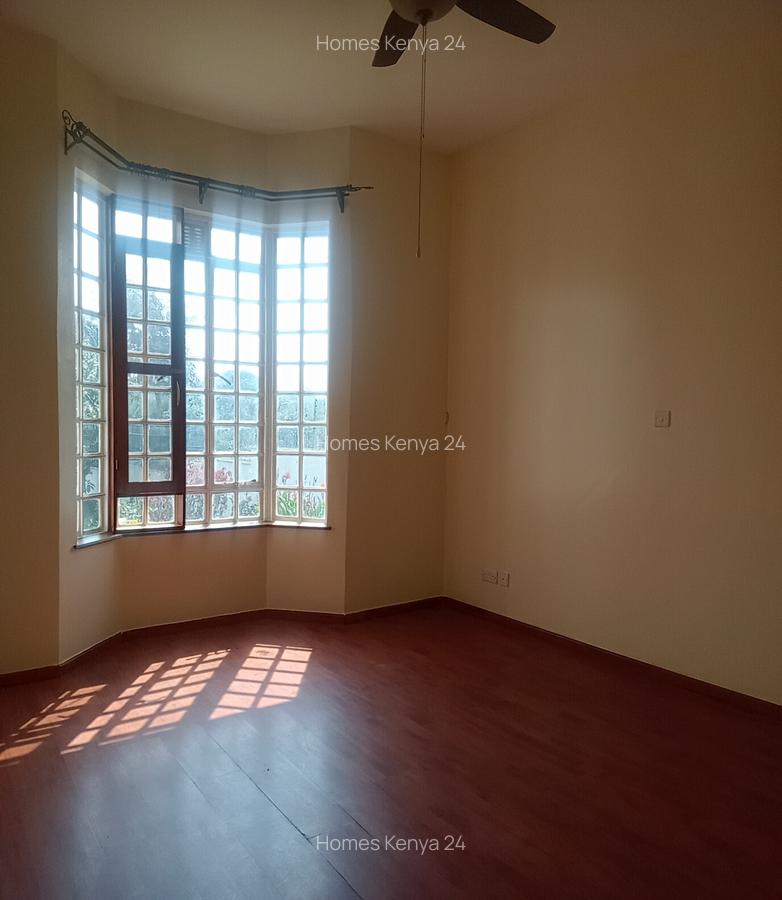 4 Bed House in Runda - 16