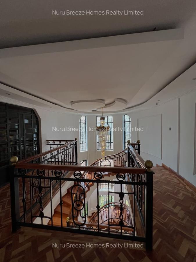 6 Bed House with En Suite in Runda - 19