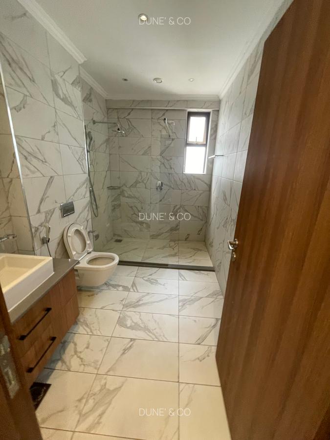 Serviced 2 Bed Apartment with En Suite in Westlands Area - 12