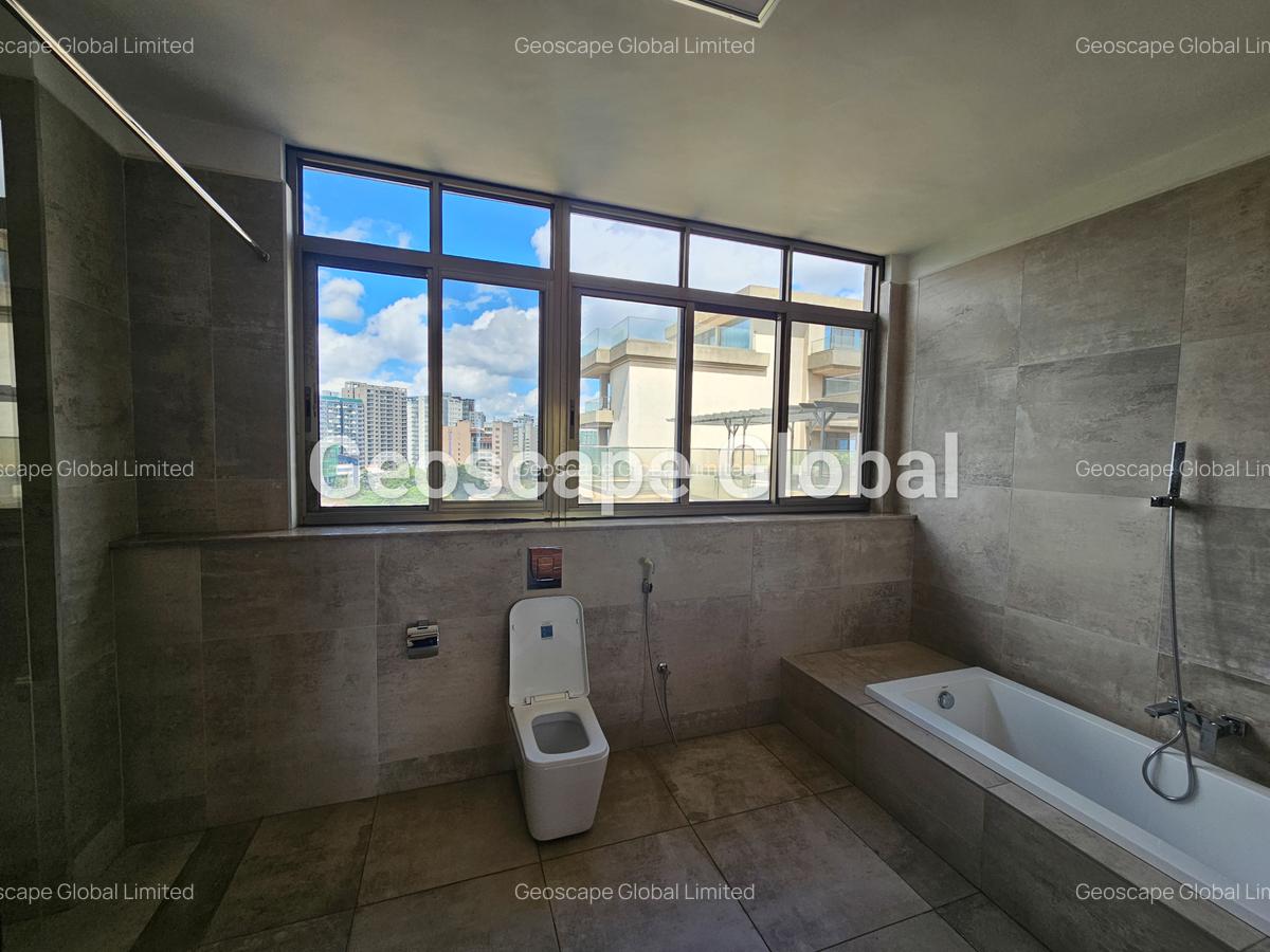 4 Bed Apartment with En Suite in General Mathenge - 9