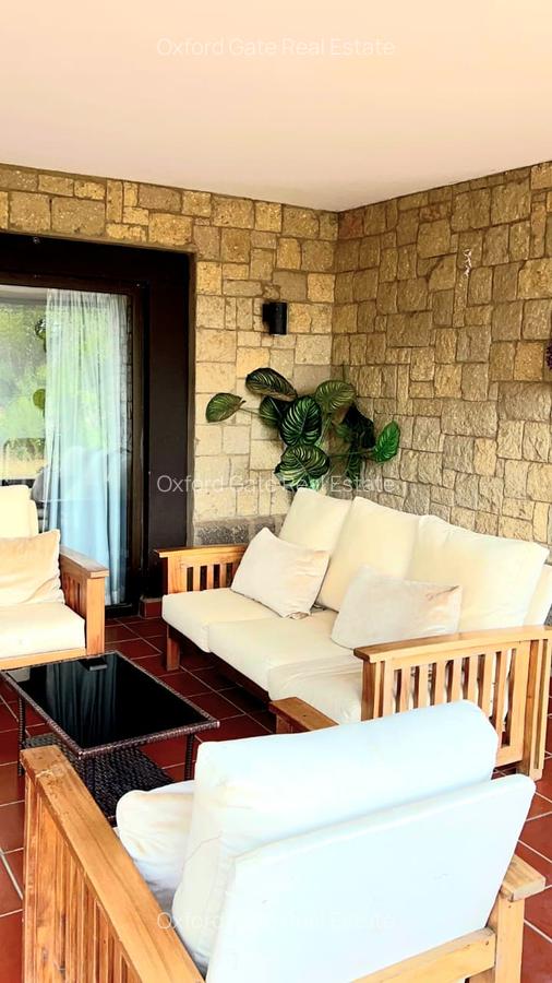 5 Bed House with En Suite in Nanyuki - 12