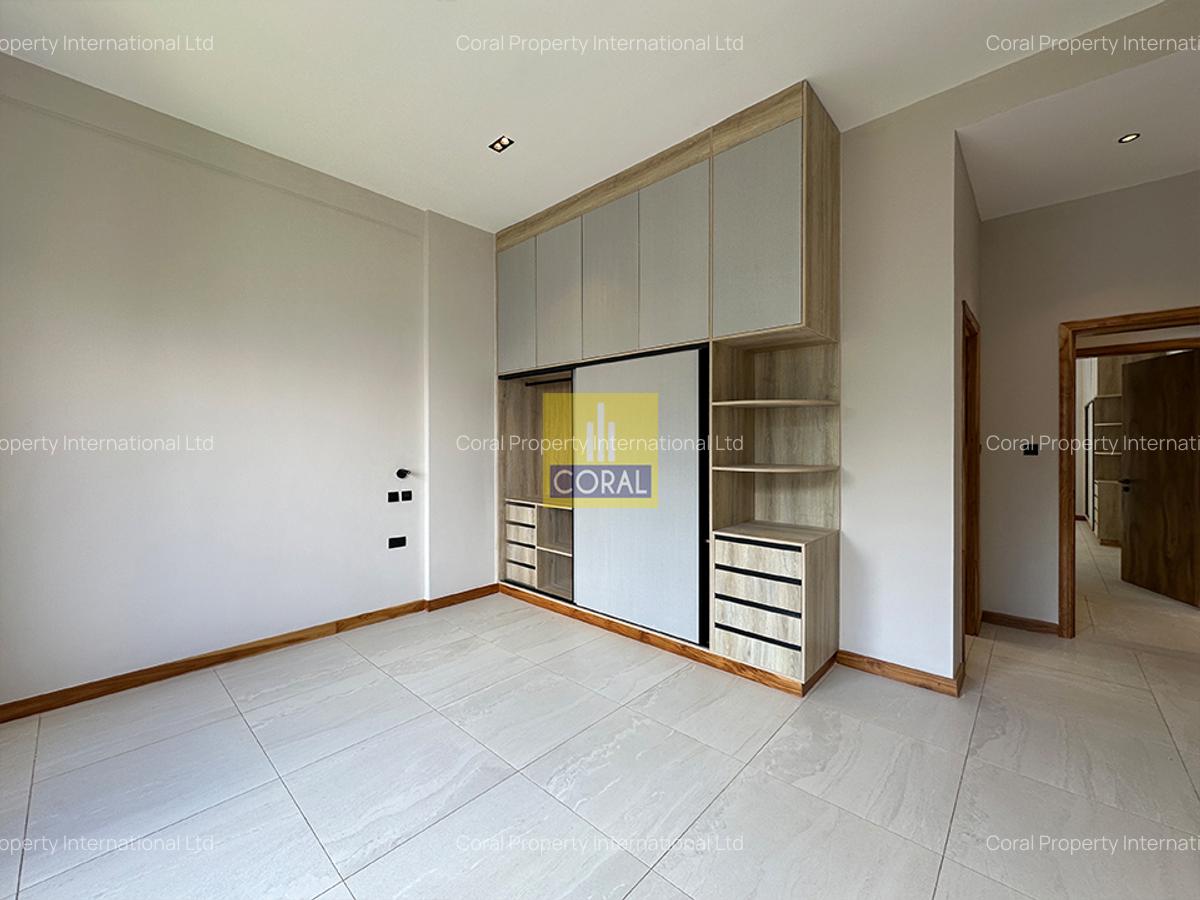 4 Bed Apartment in Loresho - 16