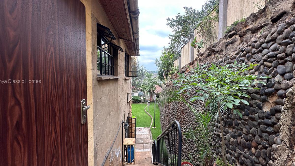 5 Bed Townhouse with En Suite at Lavington Nairobi Kenya - 12